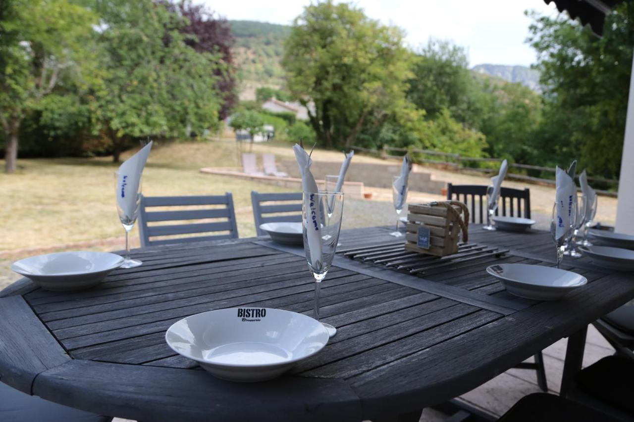Private Riverside Villa With Breathtaking Views Axat Eksteriør billede